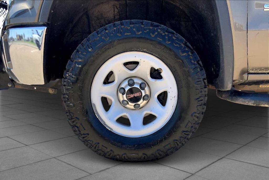 used 2015 GMC Sierra 1500 car, priced at $18,256