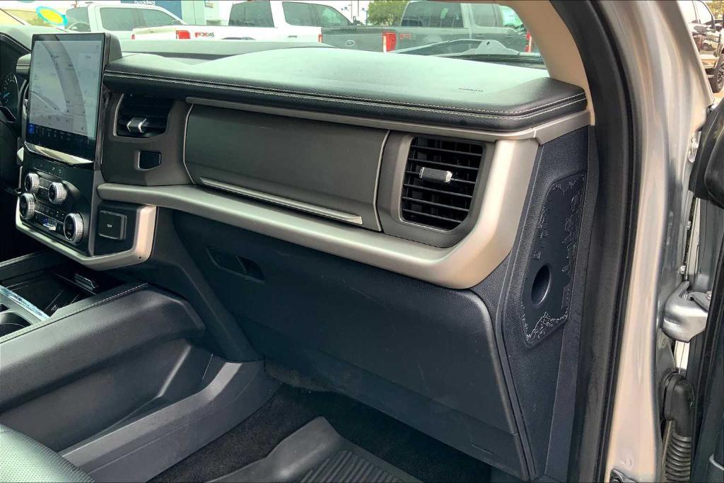 used 2022 Ford Expedition Max car, priced at $43,388