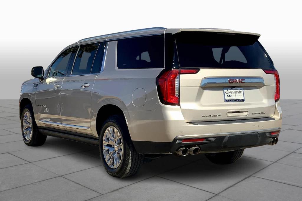 used 2022 GMC Yukon XL car, priced at $62,290