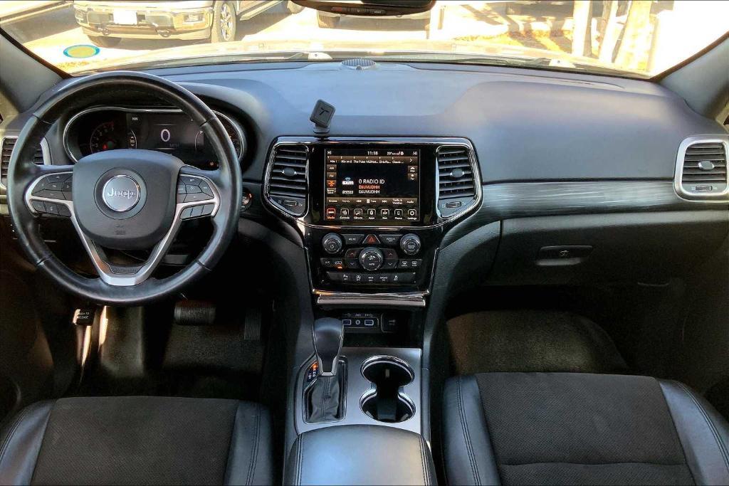 used 2020 Jeep Grand Cherokee car, priced at $25,779