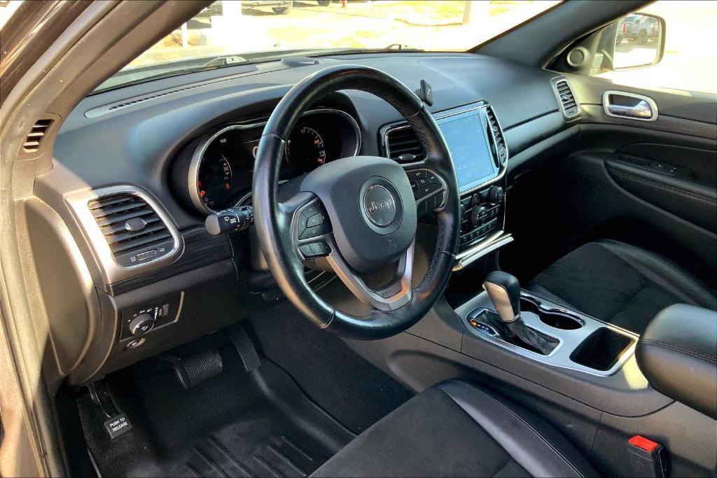 used 2020 Jeep Grand Cherokee car, priced at $25,779