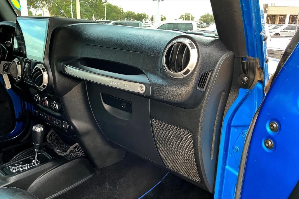 used 2016 Jeep Wrangler Unlimited car, priced at $20,995