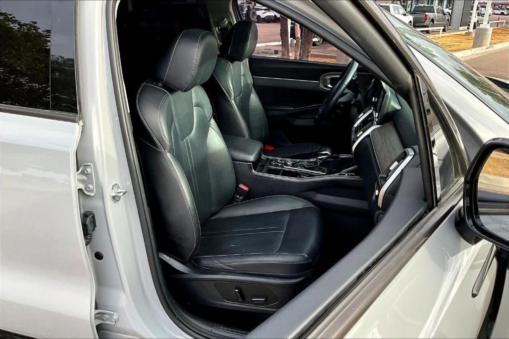 used 2023 Kia Sorento car, priced at $24,710