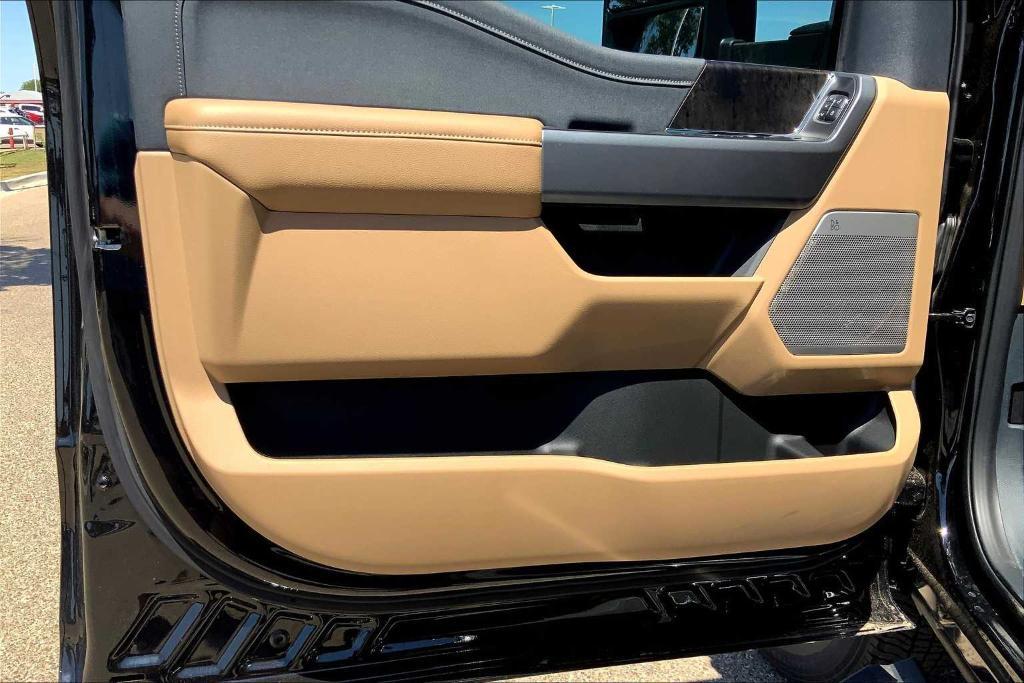 new 2025 Ford F-350 car, priced at $78,275