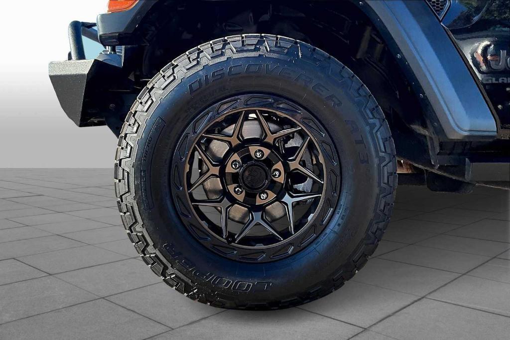 used 2020 Jeep Gladiator car, priced at $24,694