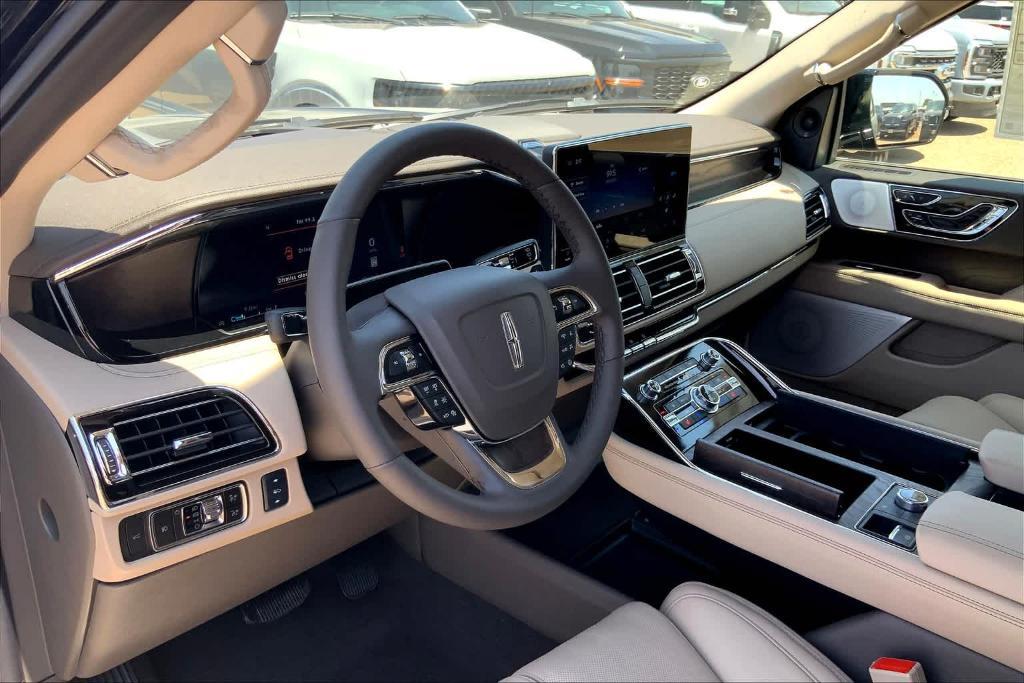 new 2024 Lincoln Navigator car, priced at $95,780