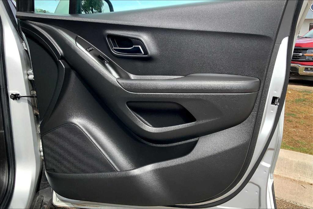 used 2021 Chevrolet Trax car, priced at $12,500