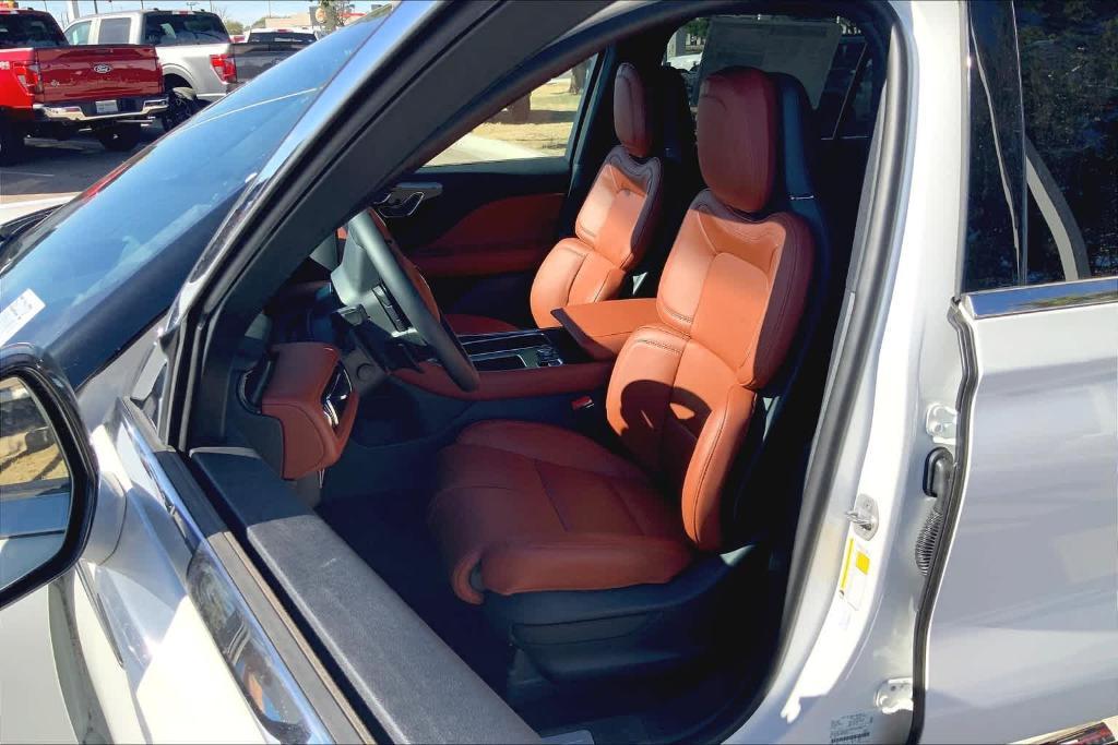 new 2025 Lincoln Aviator car, priced at $73,050