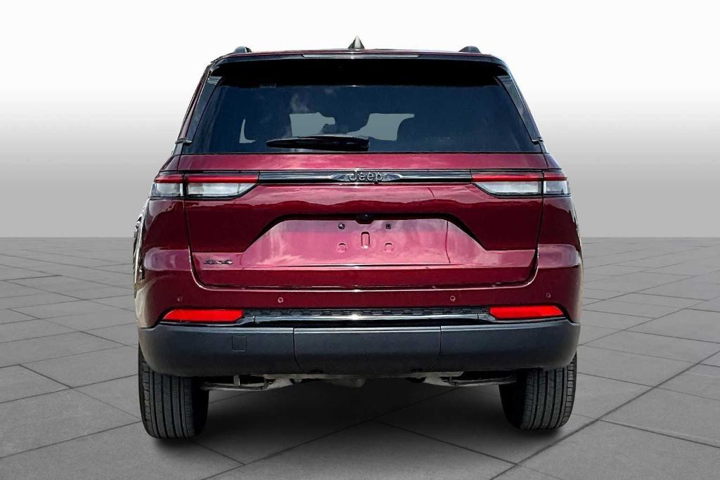 used 2024 Jeep Grand Cherokee car, priced at $33,292