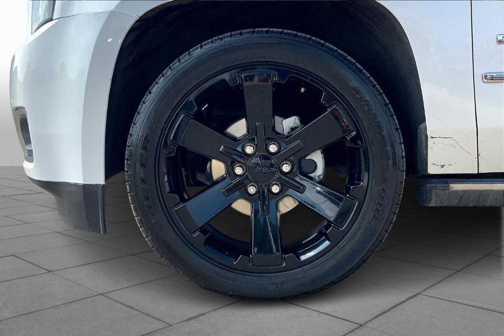 used 2017 GMC Yukon car, priced at $24,000