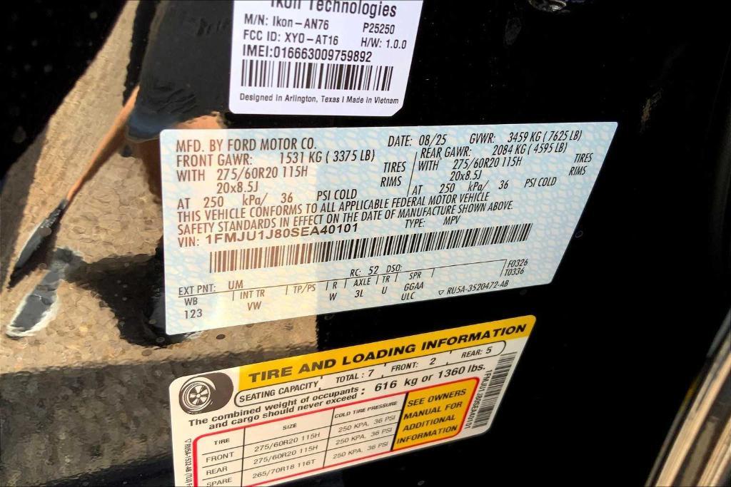 new 2025 Ford Expedition car, priced at $70,230