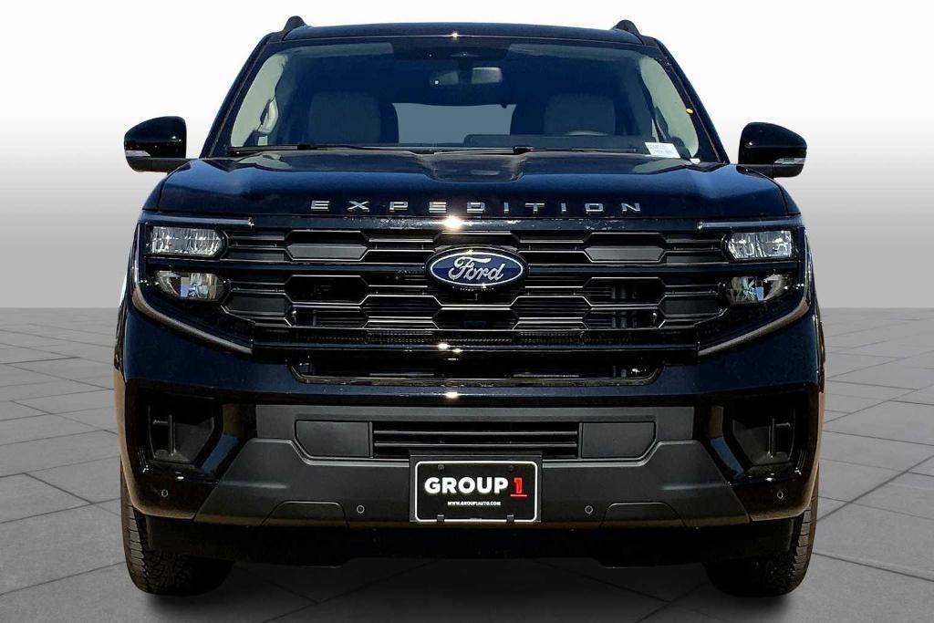 new 2025 Ford Expedition car, priced at $70,230