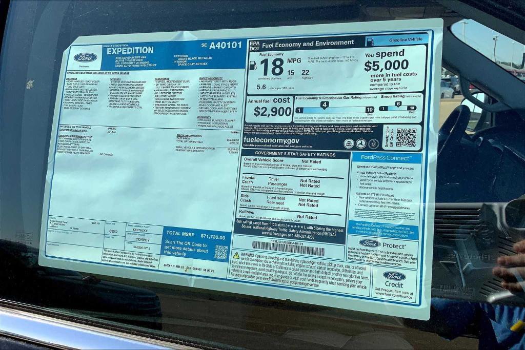 new 2025 Ford Expedition car, priced at $70,230