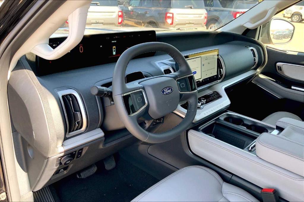 new 2025 Ford Expedition car, priced at $70,230
