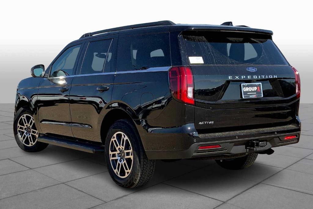new 2025 Ford Expedition car, priced at $70,230