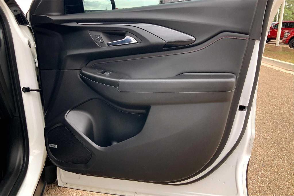 used 2023 Chevrolet TrailBlazer car, priced at $22,590