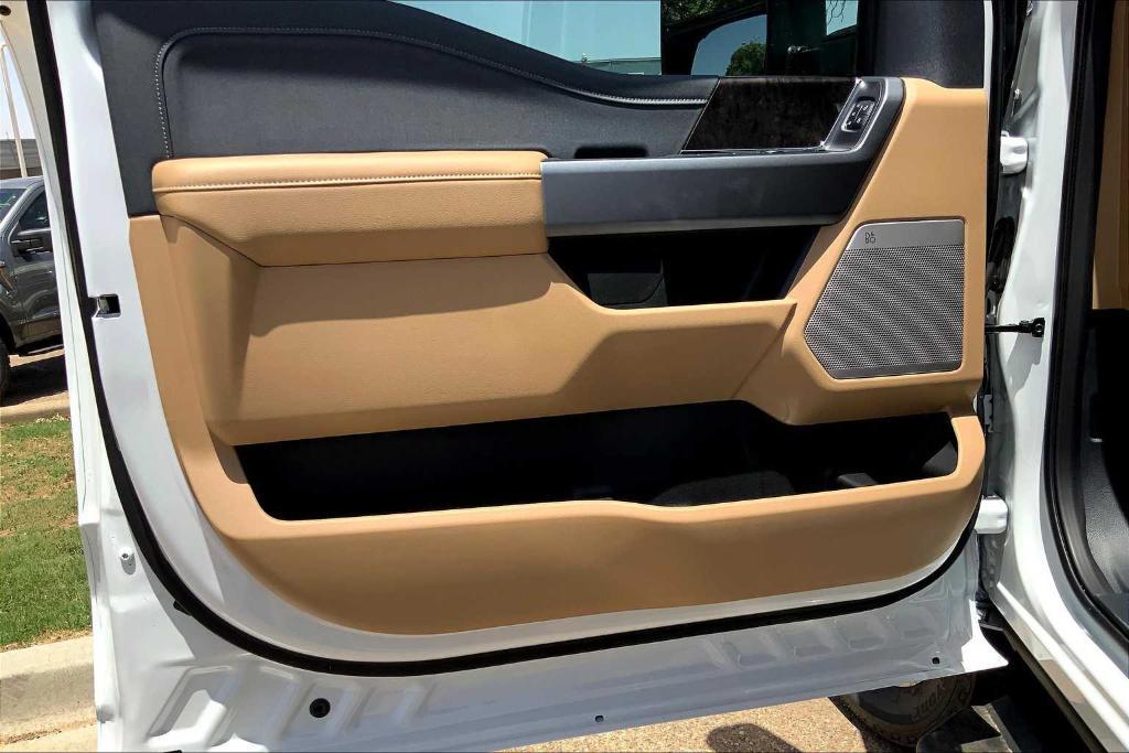 new 2025 Ford F-250 car, priced at $75,750