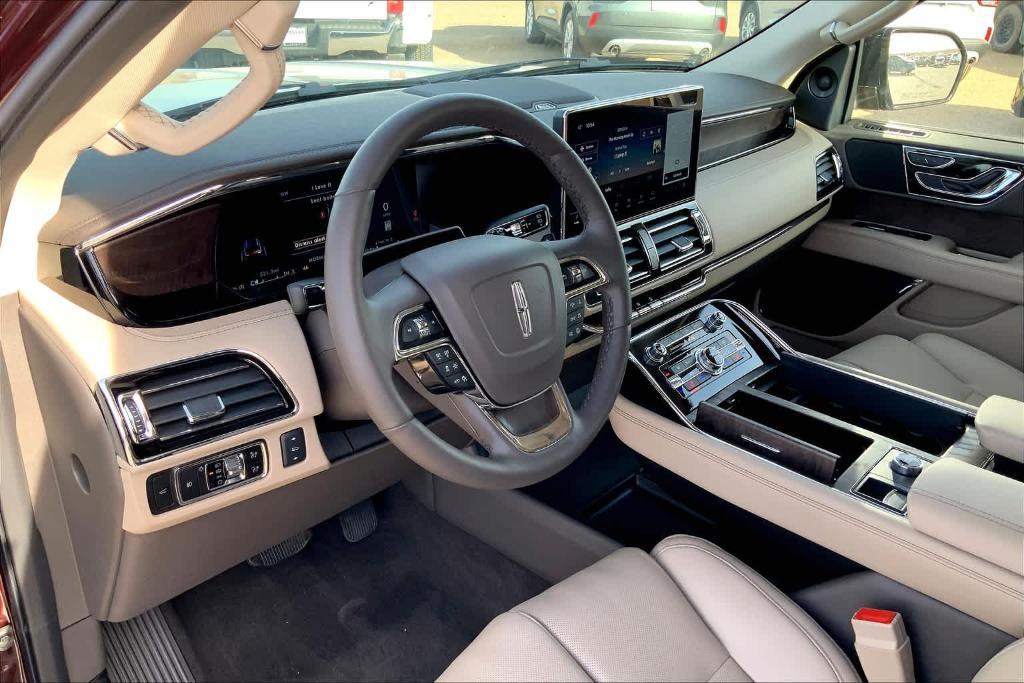 new 2024 Lincoln Navigator car, priced at $83,510