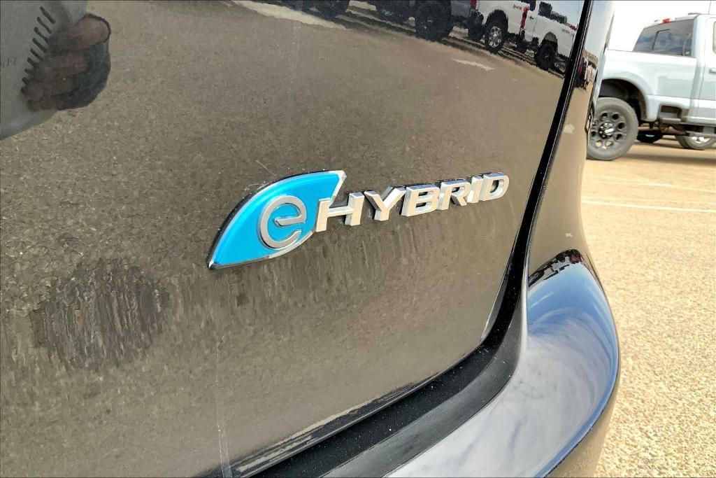 used 2023 Chrysler Pacifica Hybrid car, priced at $29,212