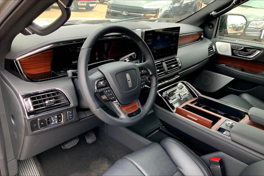 new 2024 Lincoln Navigator L car, priced at $99,660