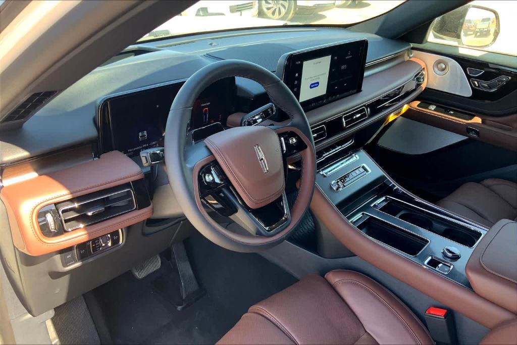 new 2025 Lincoln Aviator car, priced at $78,810