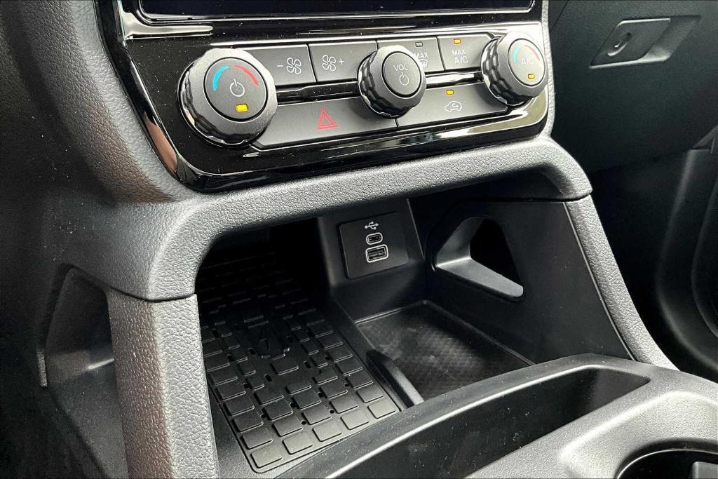 new 2025 Ford Ranger car, priced at $40,920