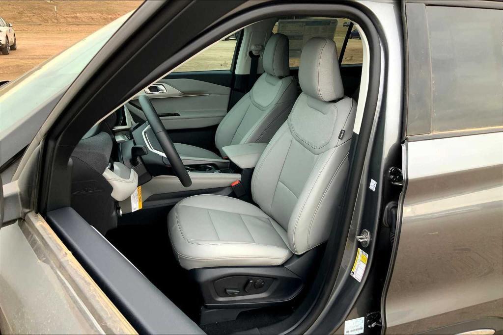 new 2025 Ford Explorer car, priced at $42,310