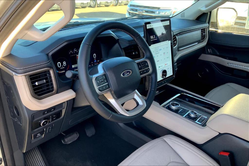 new 2024 Ford Expedition car, priced at $71,405