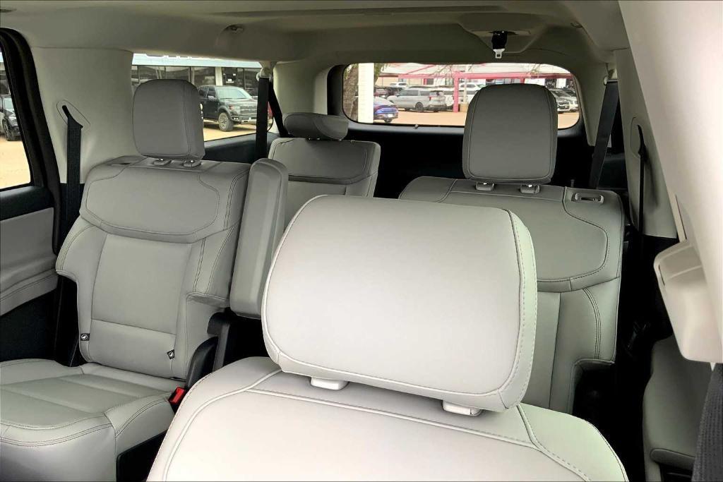 new 2025 Ford Expedition Max car, priced at $74,725