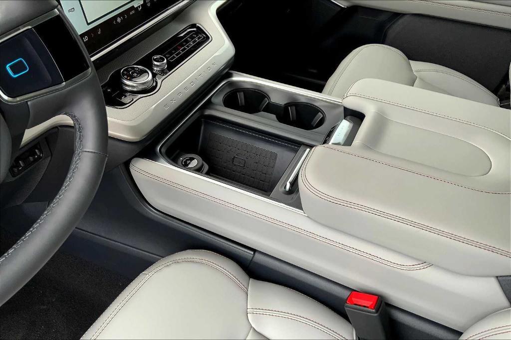 new 2025 Ford Expedition Max car, priced at $74,725