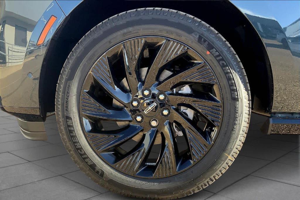 new 2025 Lincoln Navigator L car, priced at $107,765