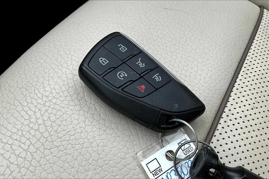 used 2021 GMC Yukon car, priced at $43,748