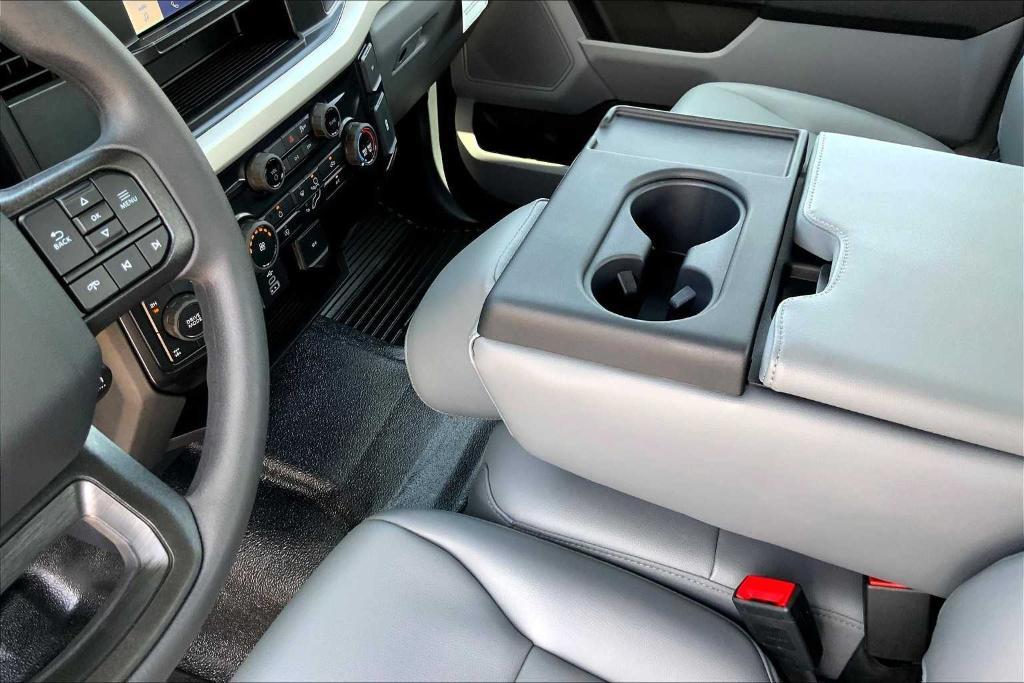 new 2025 Ford F-250 car, priced at $58,210