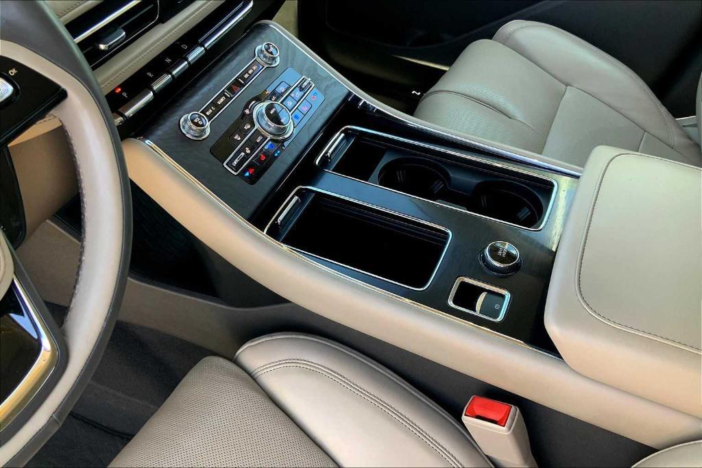 used 2021 Lincoln Aviator car, priced at $40,347