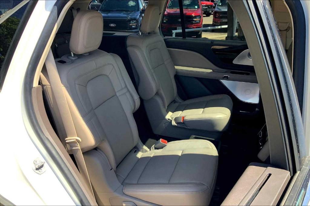 used 2021 Lincoln Aviator car, priced at $40,347