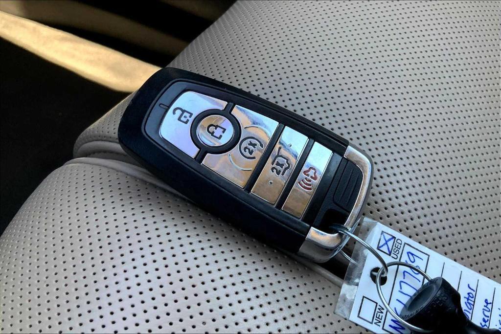 used 2021 Lincoln Aviator car, priced at $40,347