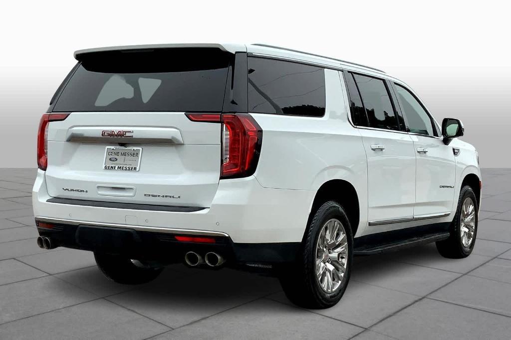 used 2023 GMC Yukon XL car, priced at $65,028