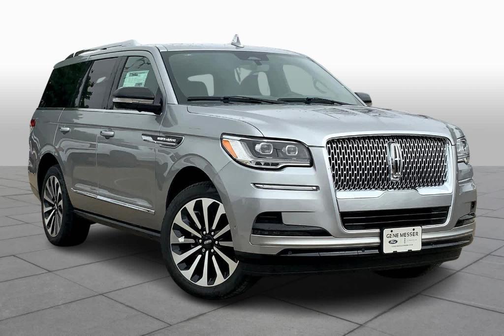 new 2024 Lincoln Navigator car, priced at $95,095