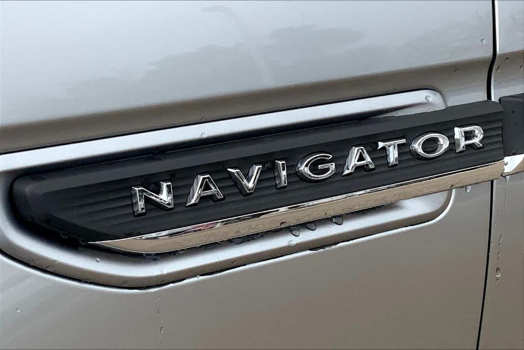 new 2024 Lincoln Navigator car, priced at $95,095