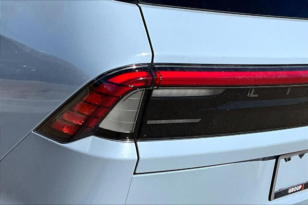 new 2025 Lincoln Navigator car, priced at $104,025