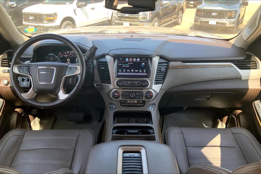 used 2019 GMC Yukon XL car, priced at $40,770