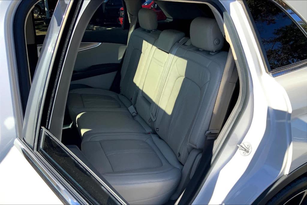 used 2019 Lincoln Nautilus car, priced at $25,500