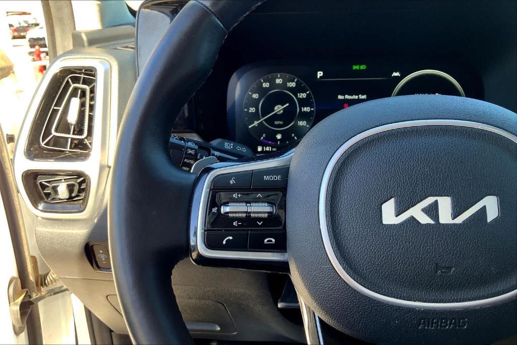 used 2022 Kia Sorento car, priced at $31,689