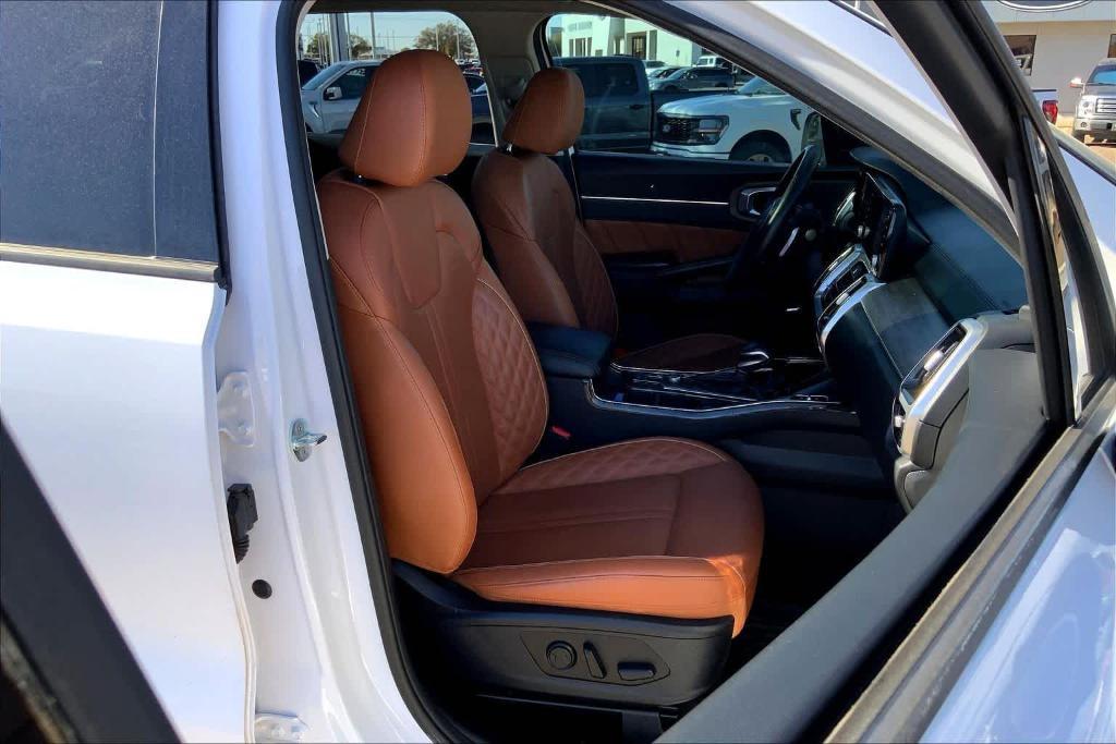 used 2022 Kia Sorento car, priced at $31,689