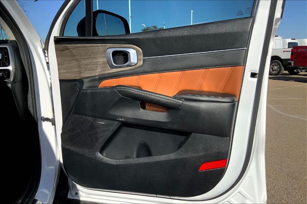 used 2022 Kia Sorento car, priced at $31,689