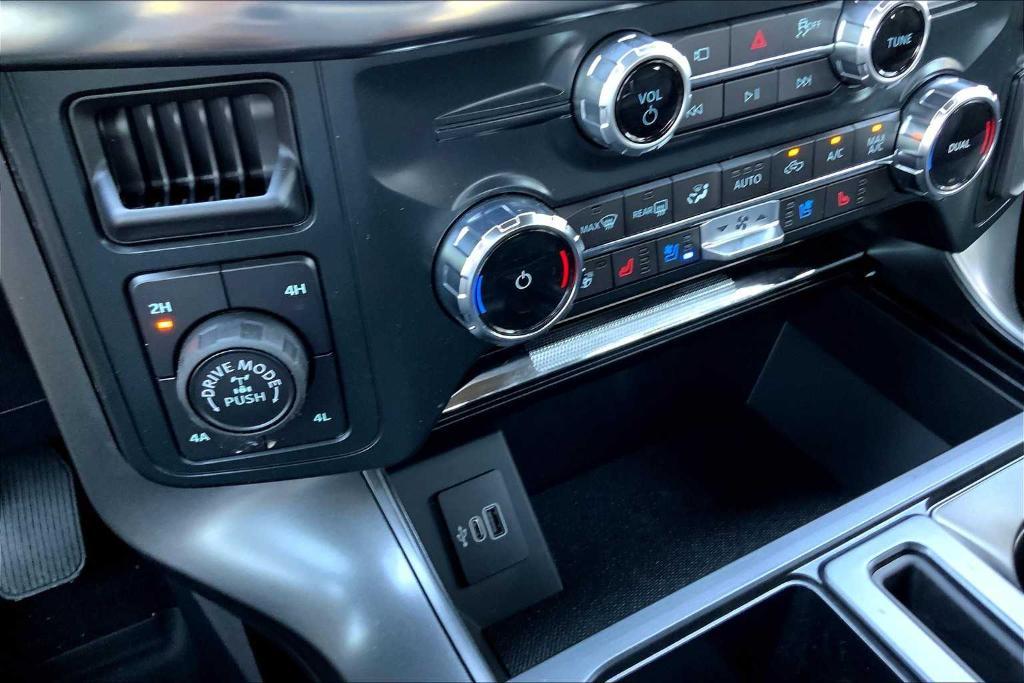 new 2025 Ford F-150 car, priced at $60,370