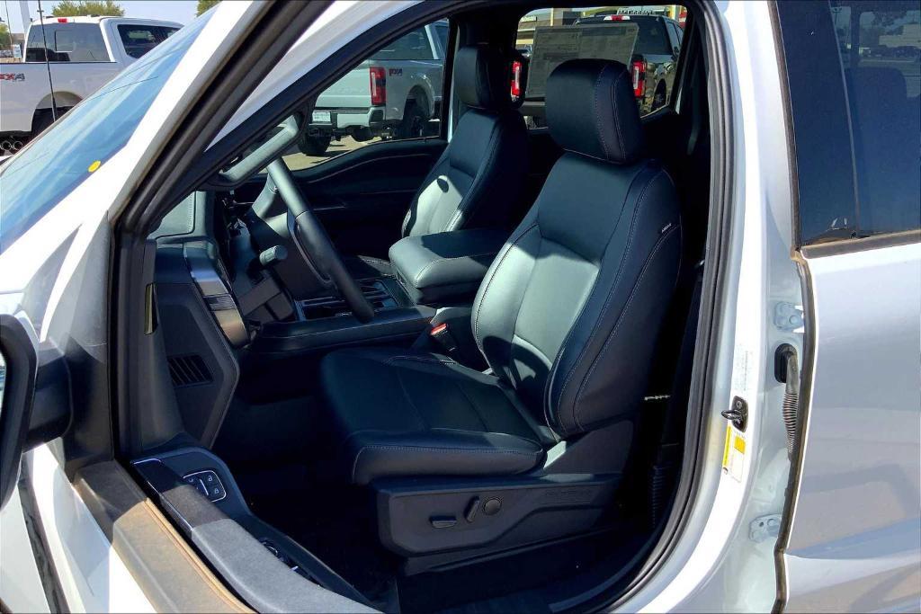 new 2025 Ford F-150 car, priced at $60,370