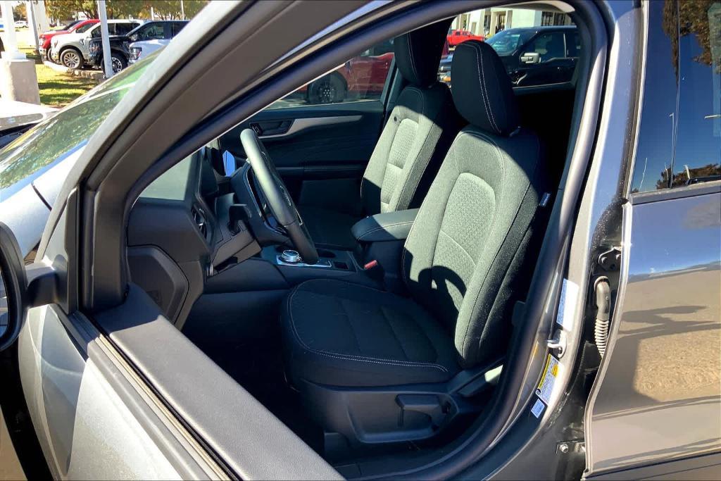 new 2025 Ford Escape car, priced at $32,320