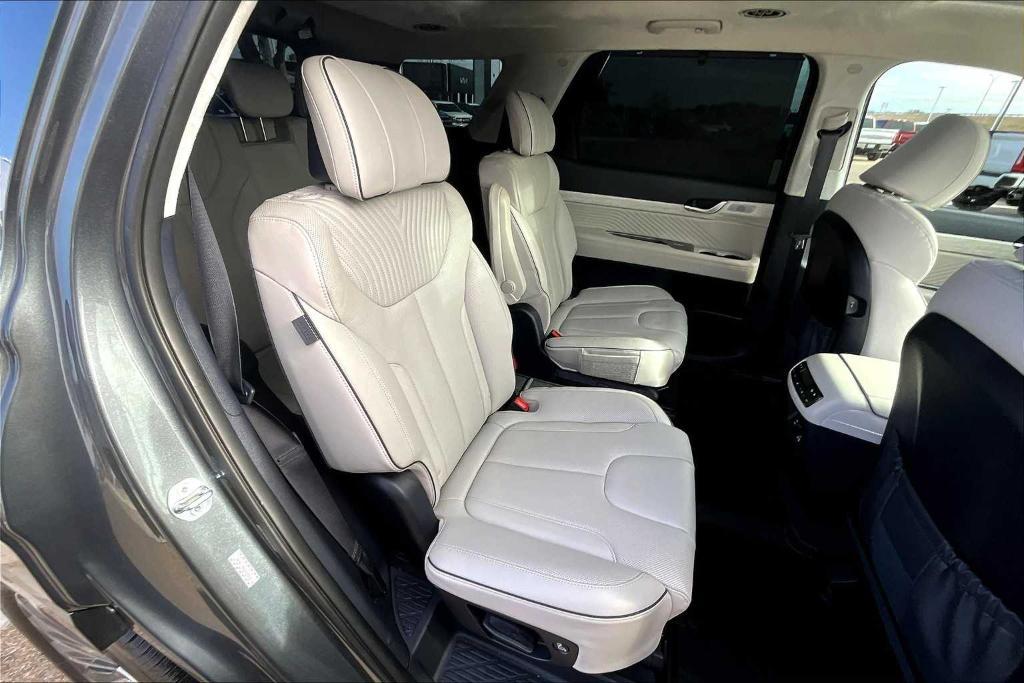 used 2024 Hyundai Palisade car, priced at $45,500