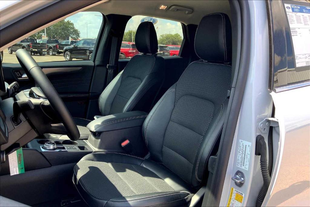 new 2025 Ford Escape car, priced at $30,955